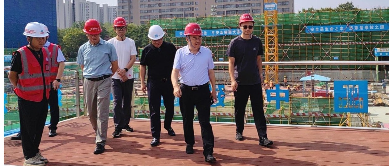 学校开展在建基建项目检查