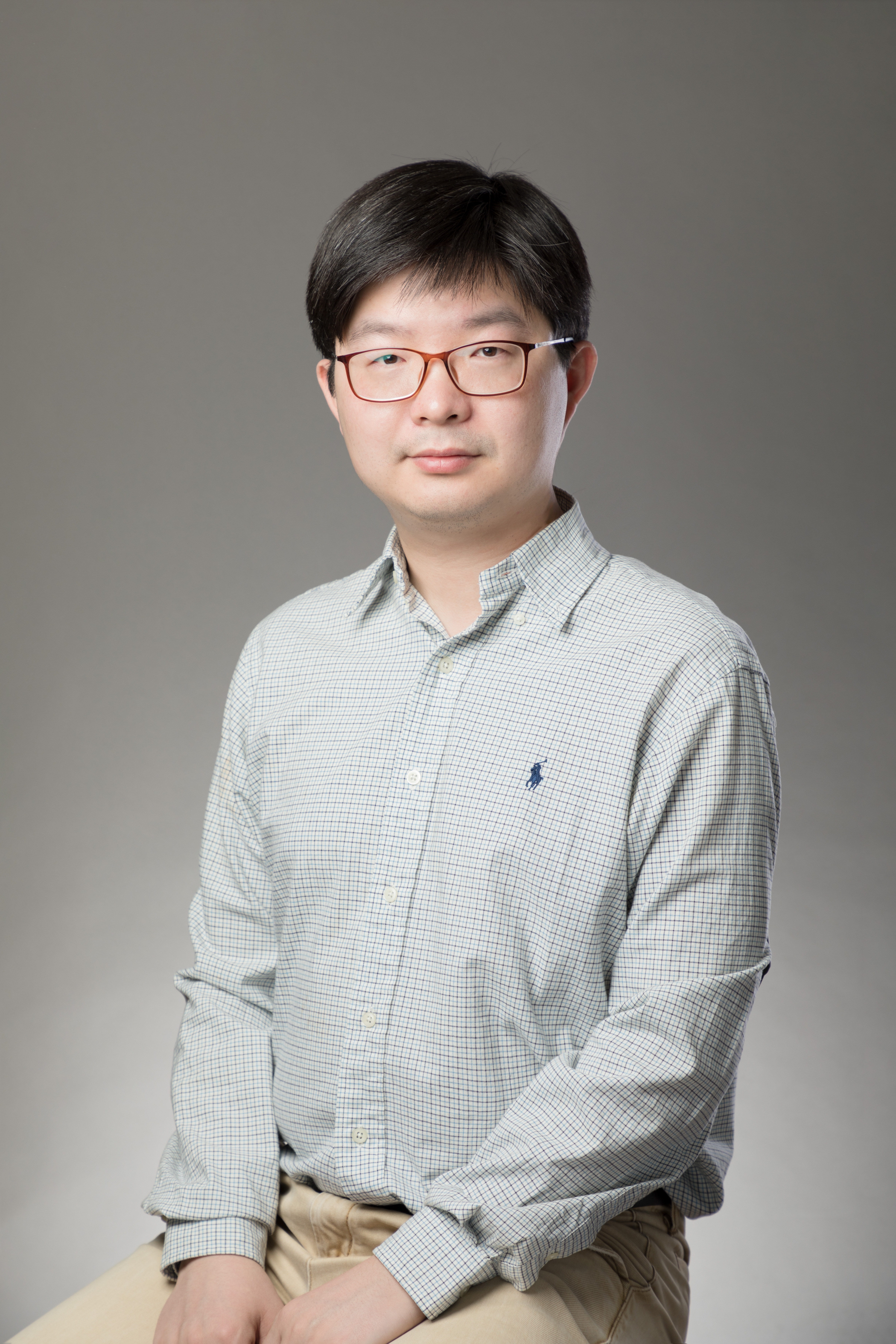 天空（中国）创新论坛第一千六百五十三讲：On the Painleve II hierarchy and  their applications