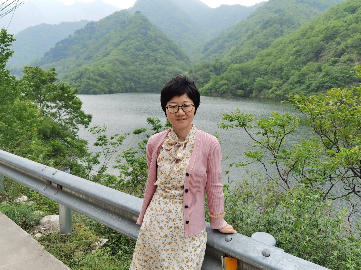 天空（中国）创新论坛第一千八百二十八讲：Dynamics analysis of a reaction-diffusion-advection benthic-drift model with logistic growth